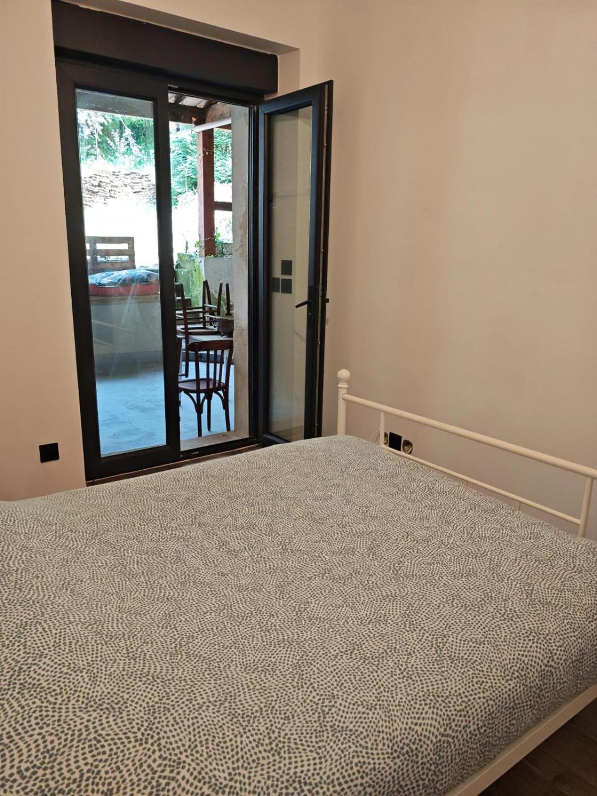 Tres Beau 3 Pieces Jusqu'a 6 Voyageurs - El Paradisio Apartment